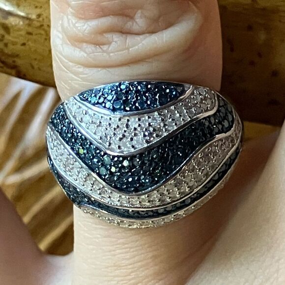 Natural Blue Diamond White Diamond Sterling Silver Ring Size 6 - Picture 1 of 9